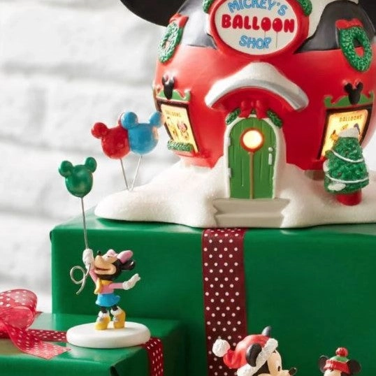 thechristmaspalace26331